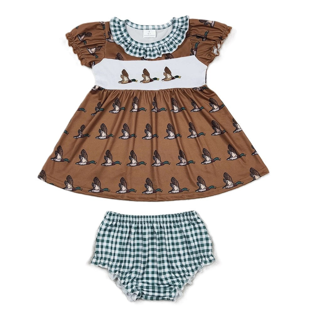 Baby/Toddler Girls Duck Tunic Top and Green Checkered Bummies Set